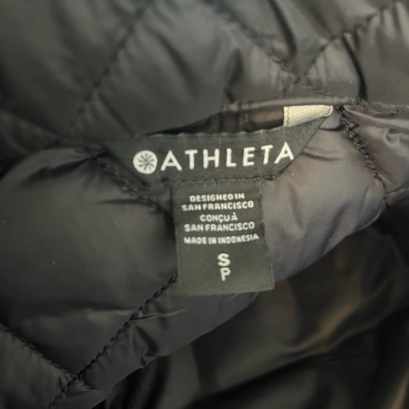 Athleta Whisper Featherless Vest Black — Small, Petite - Picture 8 of 10